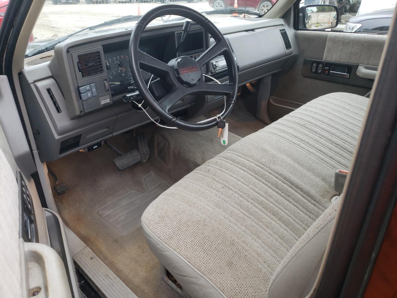 1992 Chevrolet Gmt-400 C1500 VIN: 1GCEC14K7NE144363 Lot: 67865204