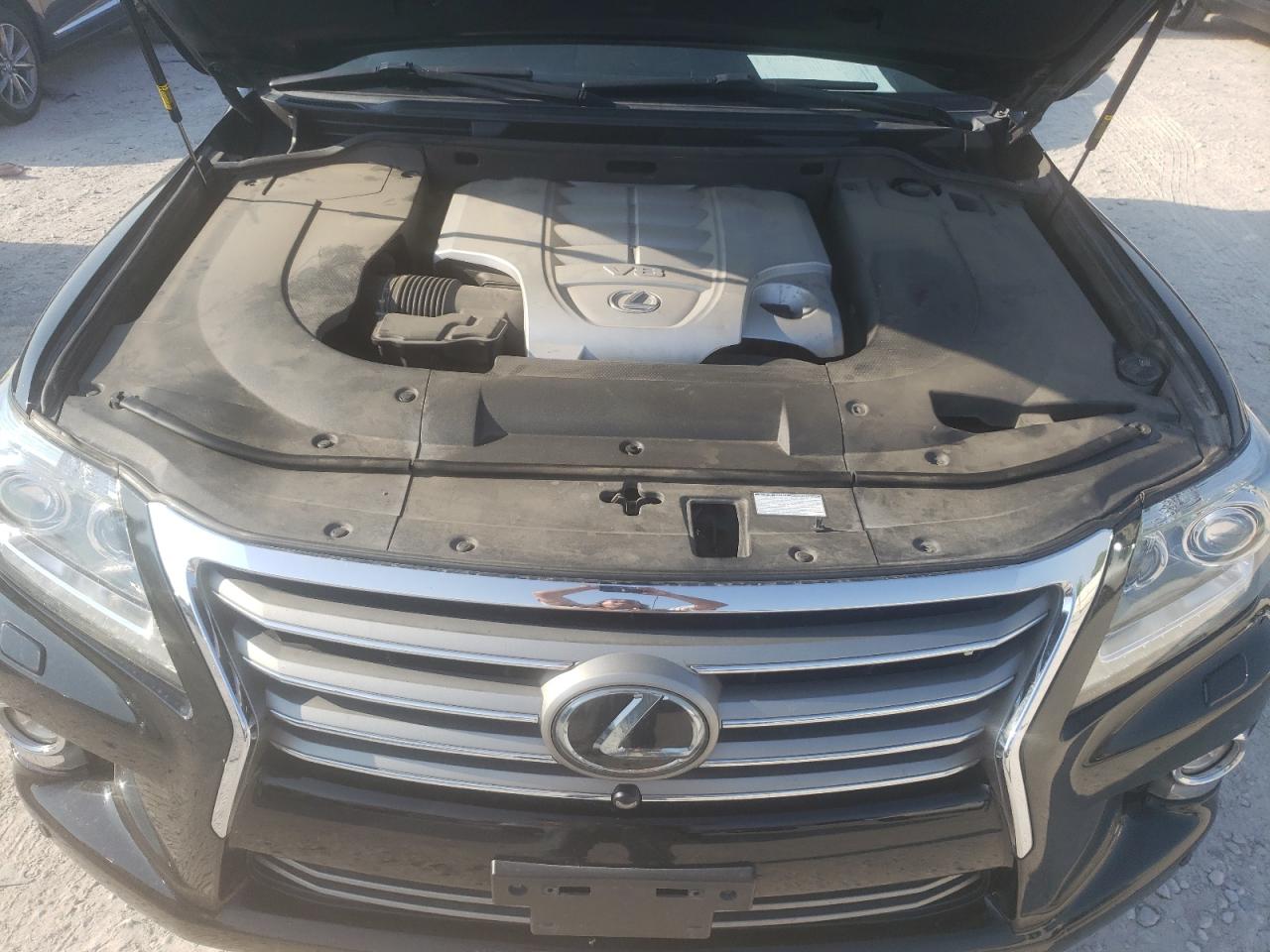 JTJHY7AX9F4175703 2015 Lexus Lx 570