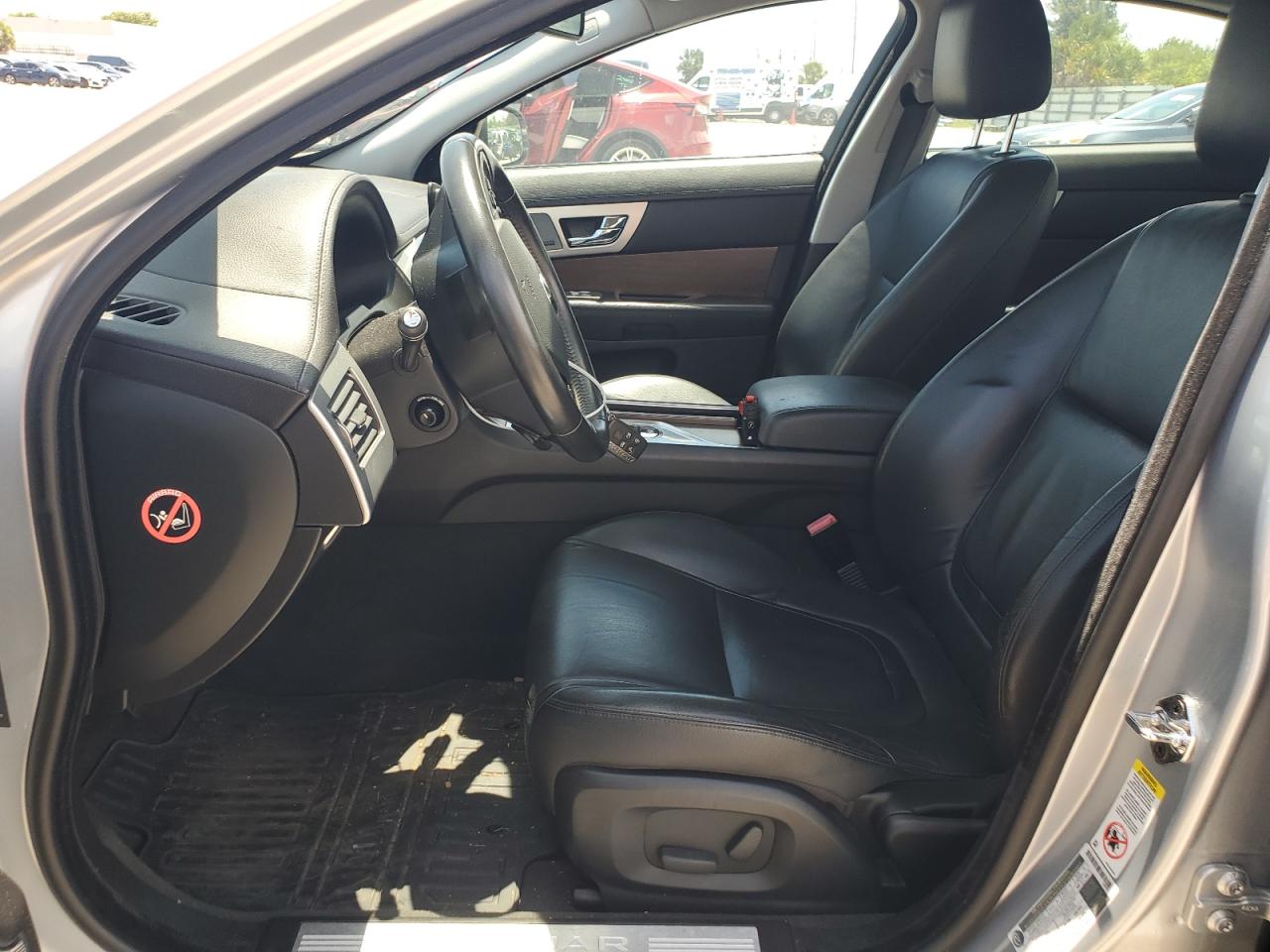 2015 Jaguar Xf 2.0T Premium VIN: SAJWA0FS8FPU64347 Lot: 66928174