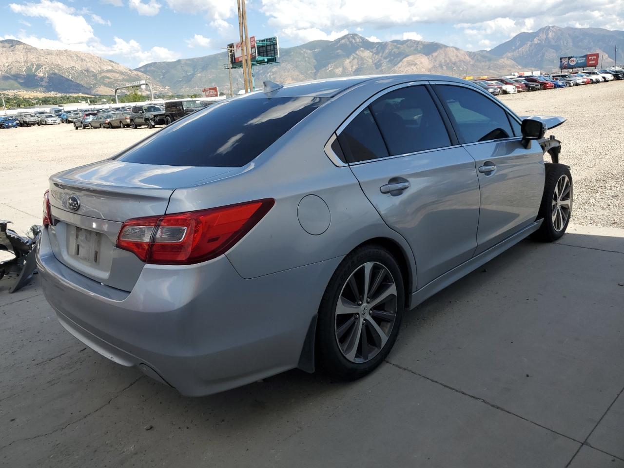 2016 Subaru Legacy - Image 3