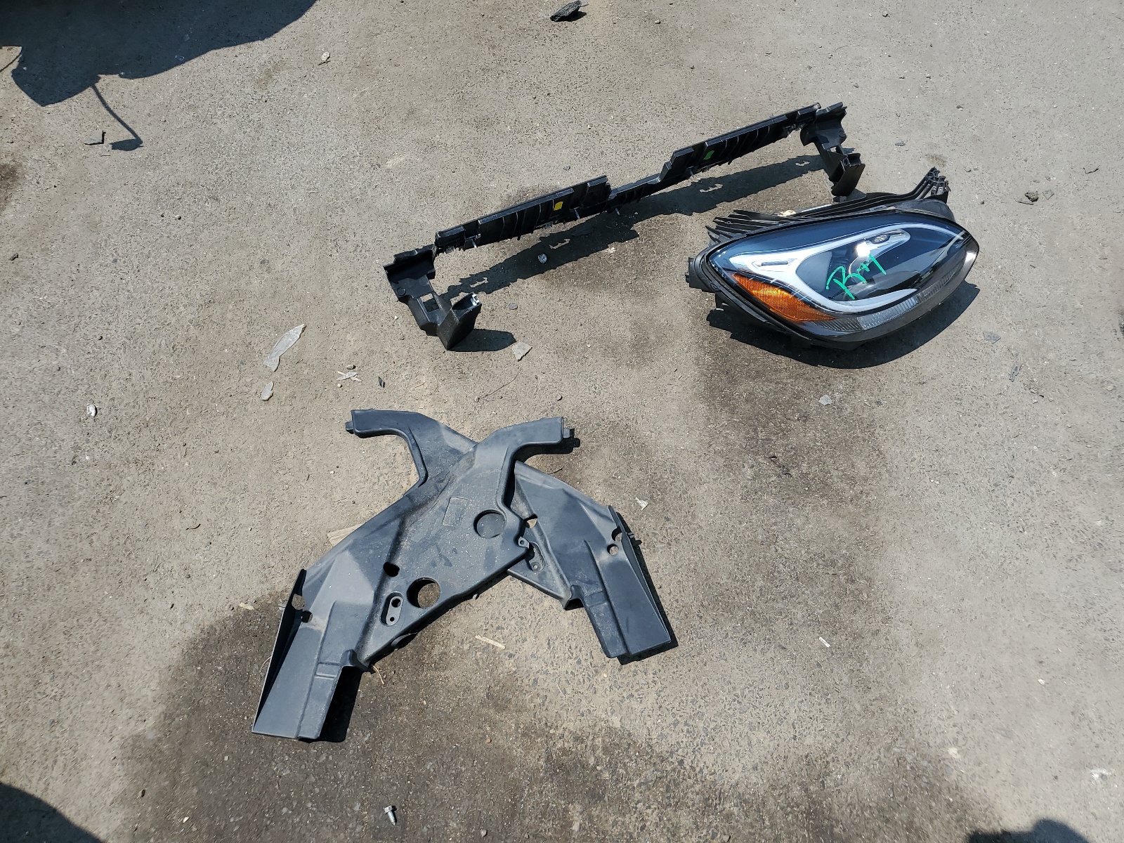 WDDPK3JA3JF150805 2018 Mercedes-Benz Slc 300