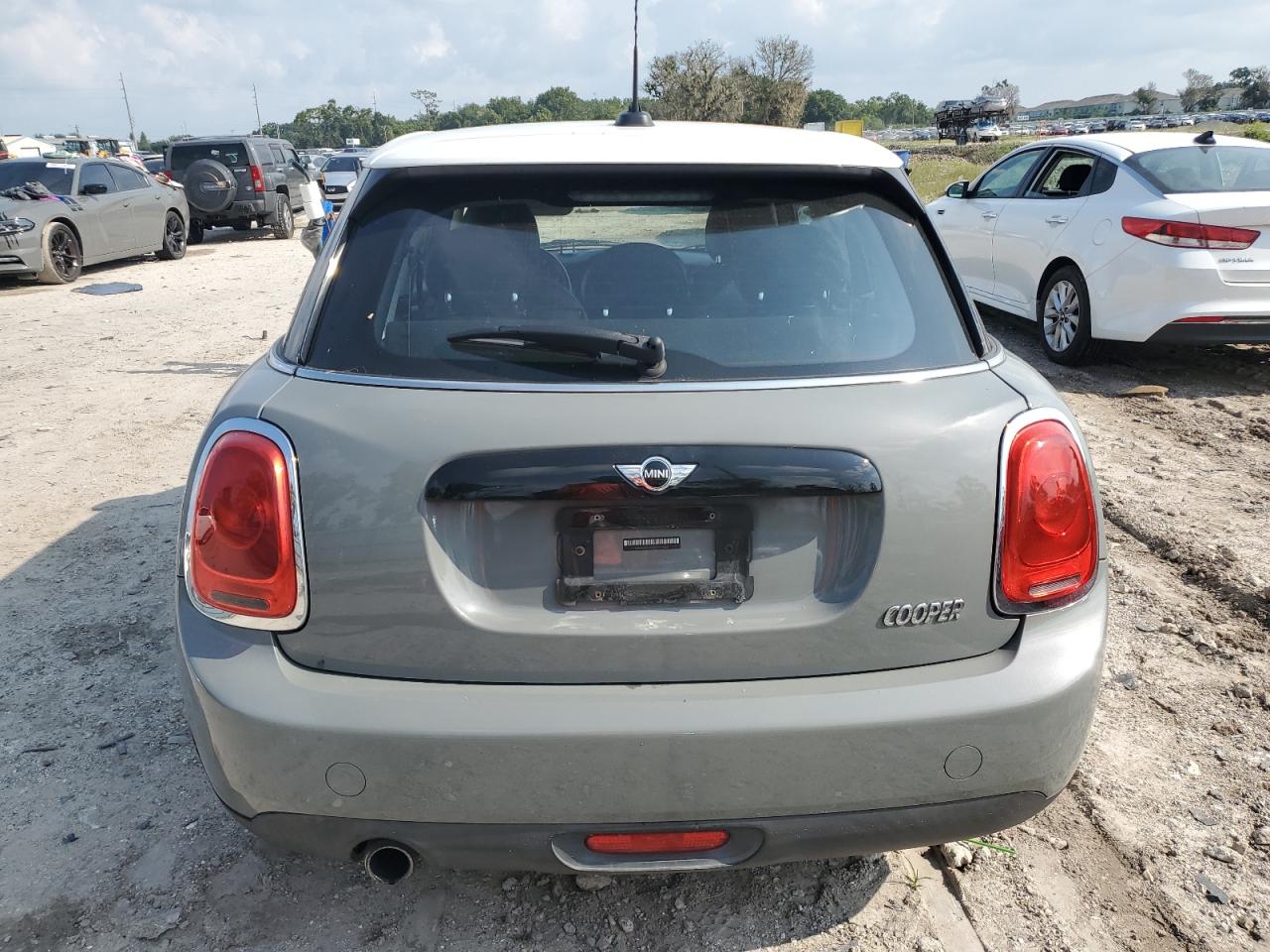 2016 Mini Cooper VIN: WMWXU1C55G2D12359 Lot: 66711844