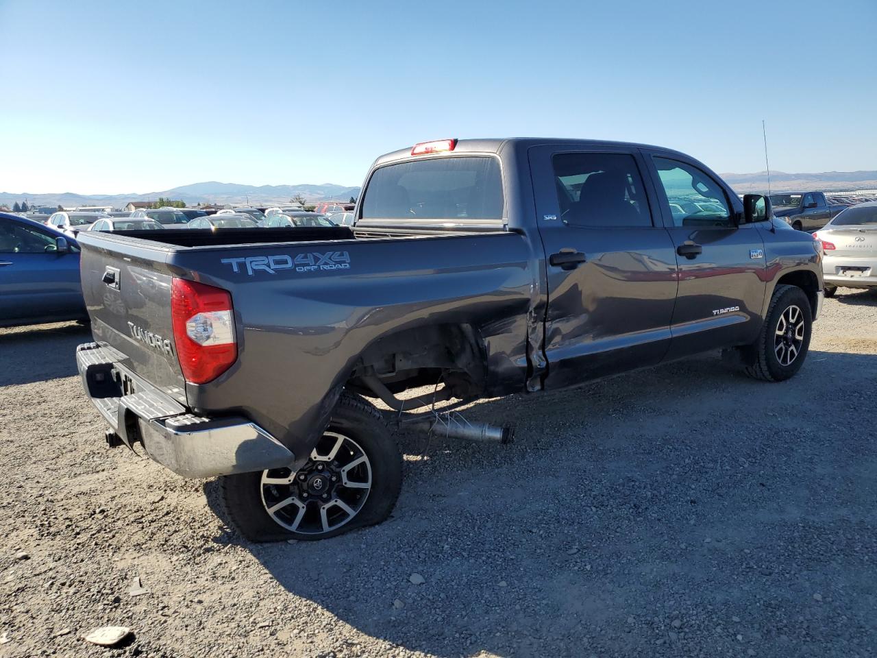 2018 Toyota Tundra Crewmax Sr5 VIN: 5TFDY5F13JX774372 Lot: 68495734