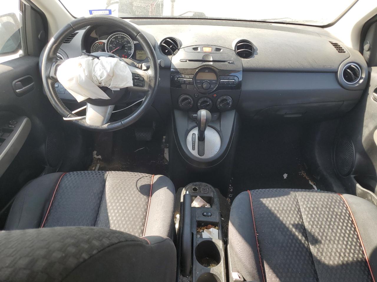 JM1DE1HZXB0117096 2011 Mazda Mazda2