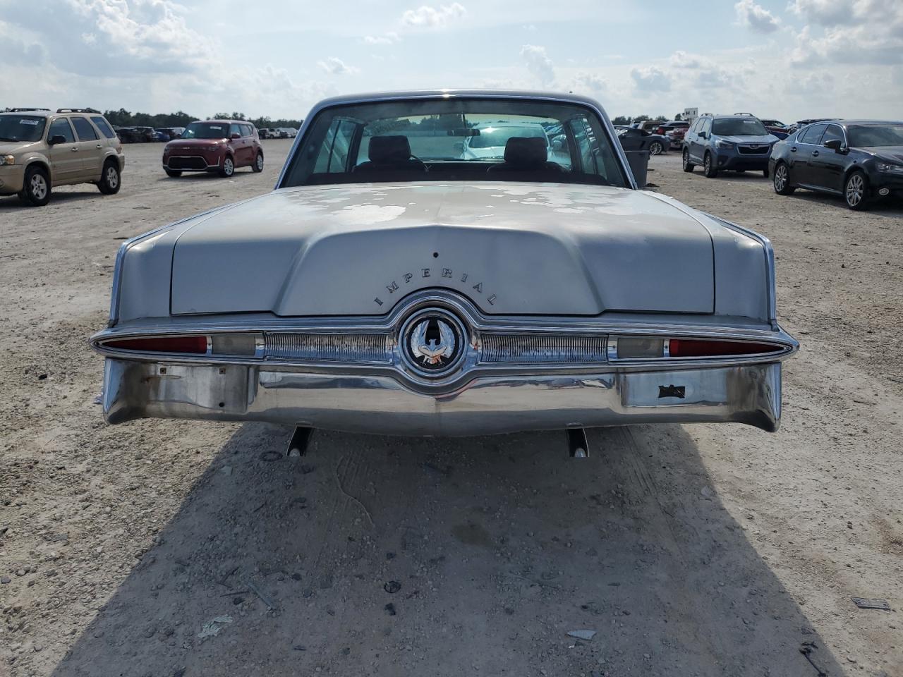 Y253253450 1965 Chrysler Imperial