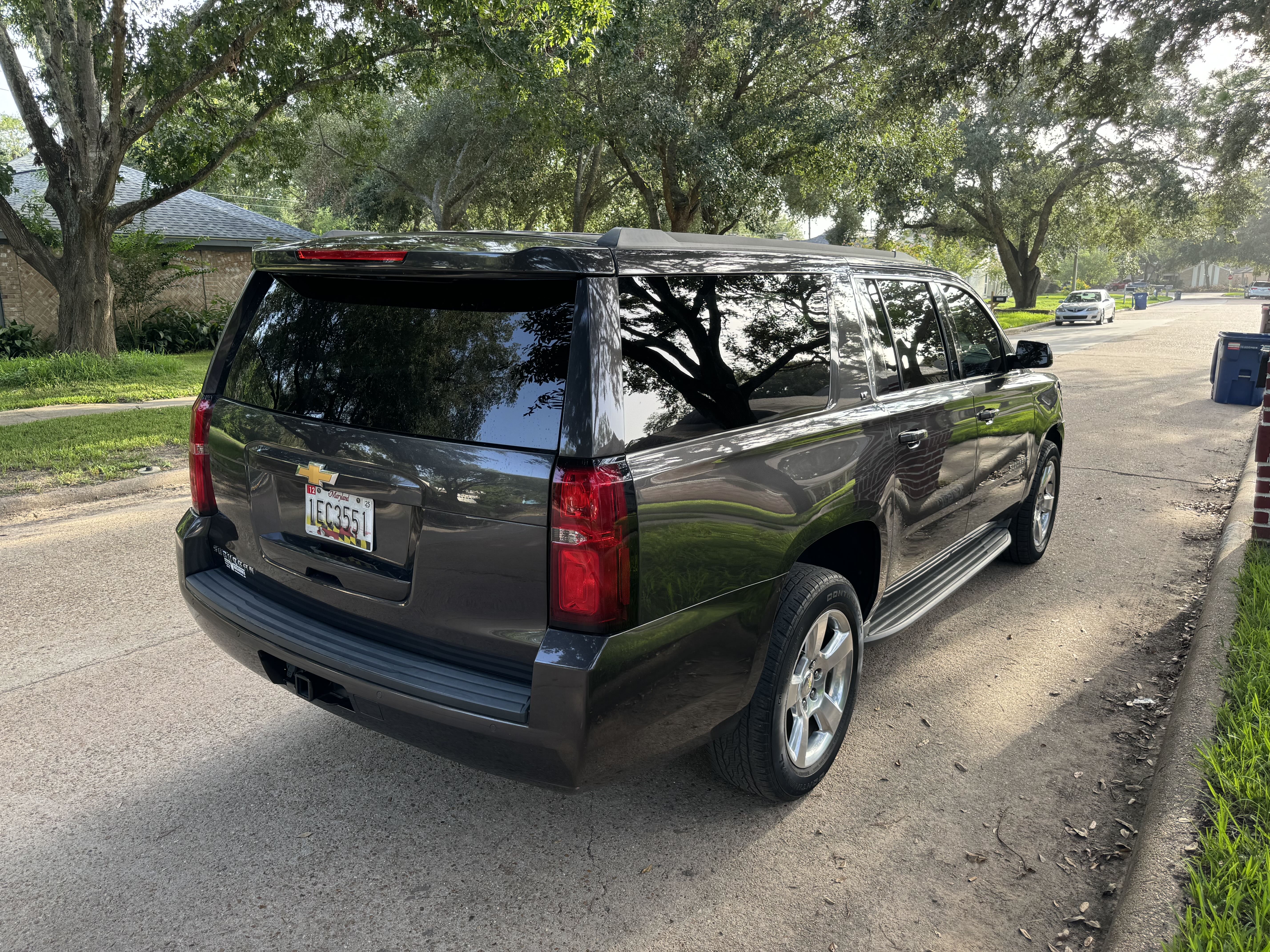 2016 Chevrolet Suburban K1500 Lt vin: 1GNSKHKC1GR156652