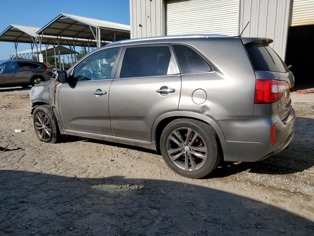 2014 Kia Sorento - Image 2