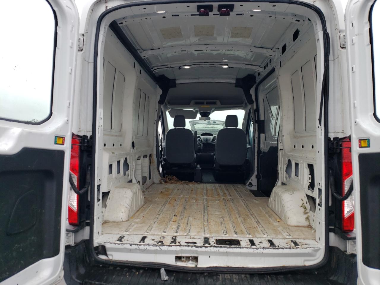 1FTYE1CM7KKB10348 2019 Ford Transit T-150