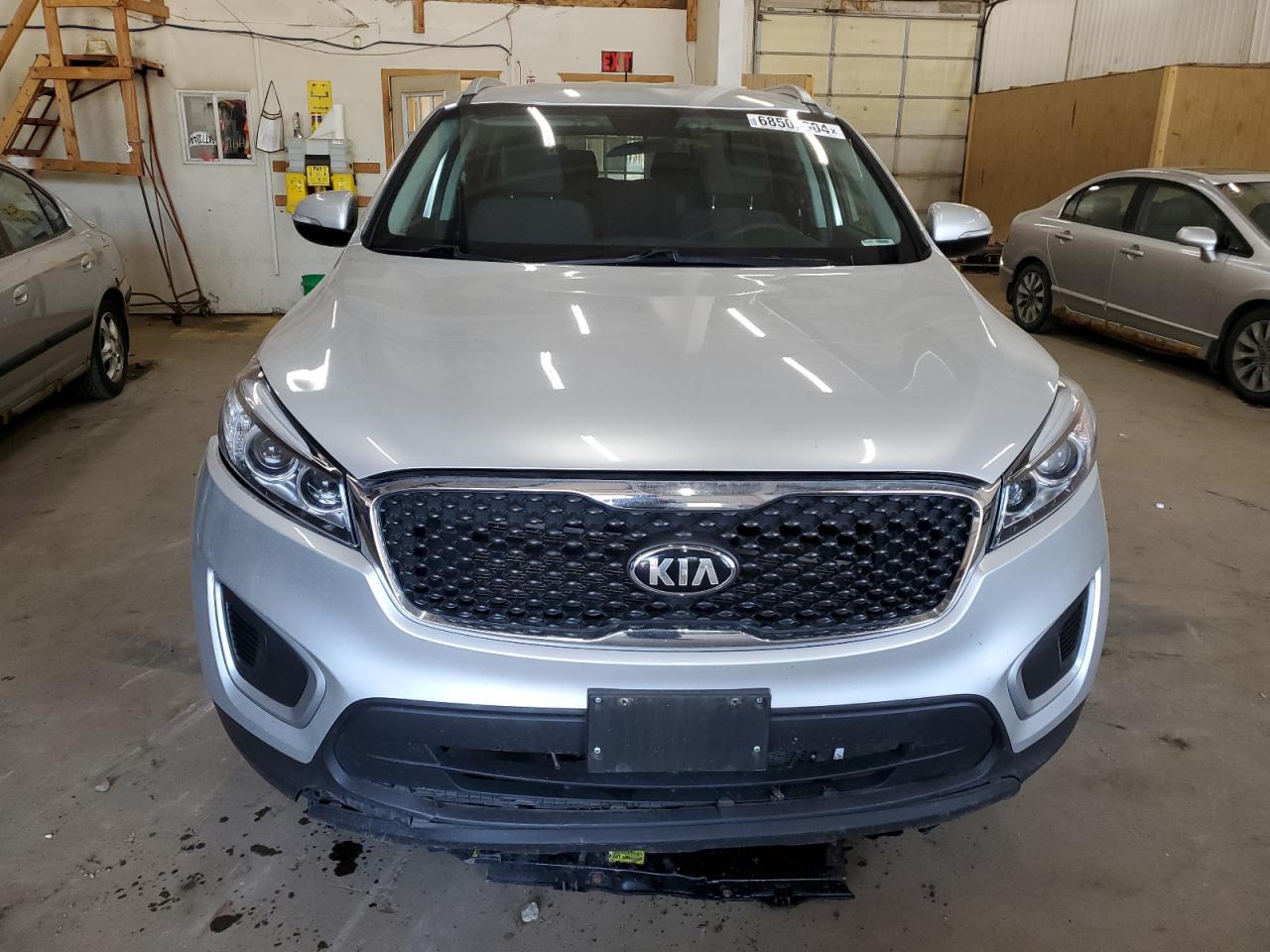 2018 Kia Sorento Lx VIN: 5XYPGDA59JG410237 Lot: 68502604