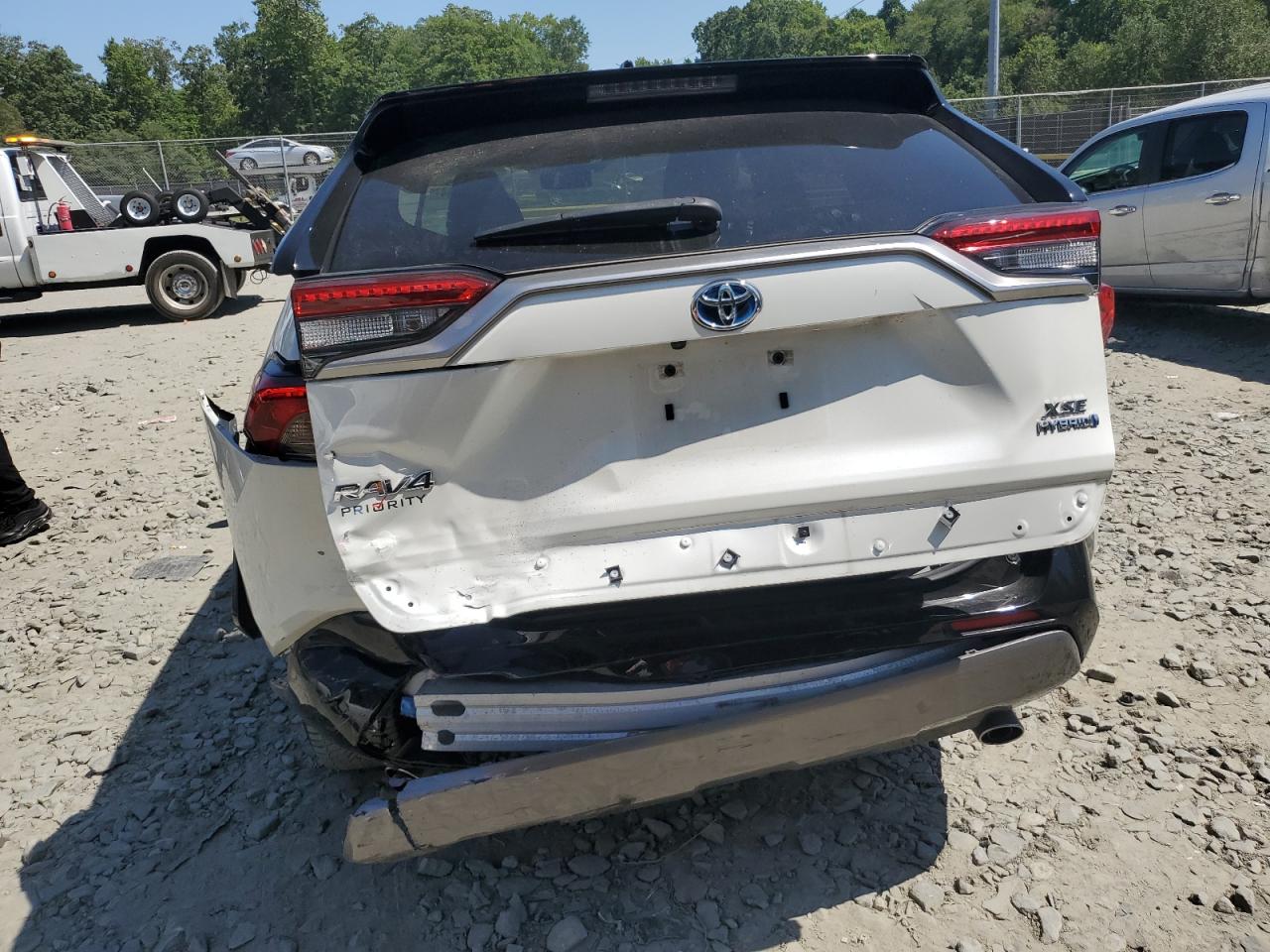 2019 Toyota Rav4 Xse VIN: JTMEWRFV3KJ027508 Lot: 65864944