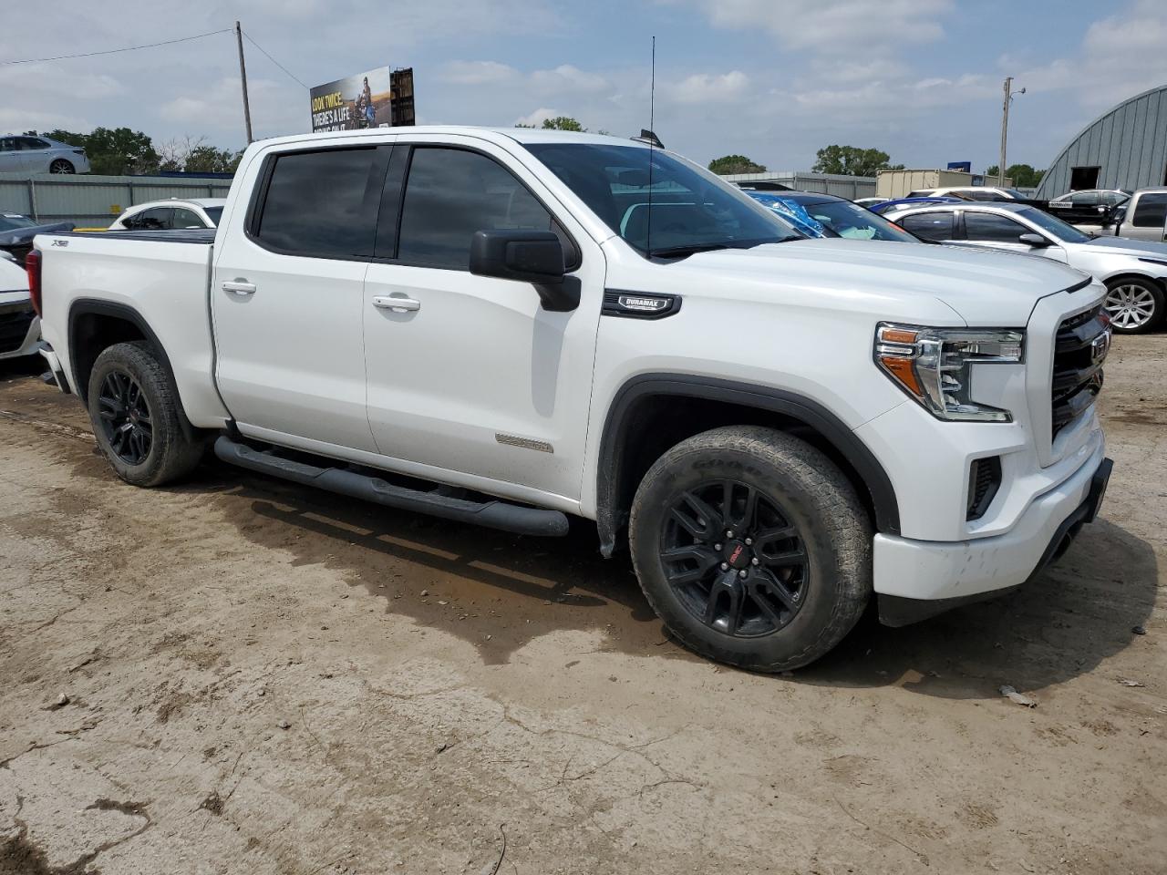 2021 GMC Sierra - Image 4