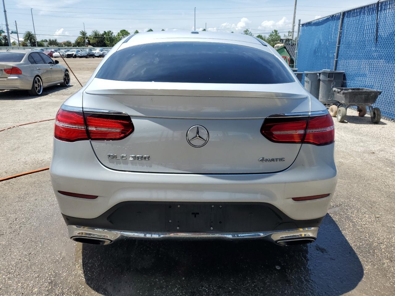 WDC0J4KB2JF392622 2018 Mercedes-Benz Glc Coupe 300 4Matic