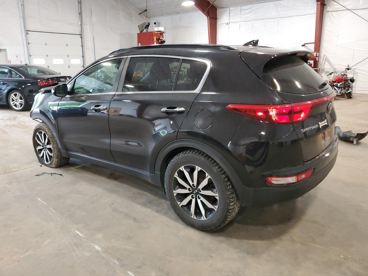 KNDPNCAC6J7310110 2018 KIA SPORTAGE - Image 2