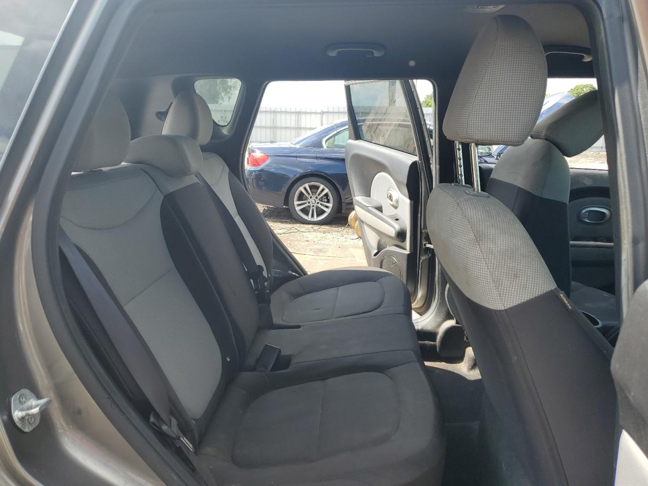 2016 Kia Soul VIN: KNDJN2A2XG7270436 Lot: 66954124