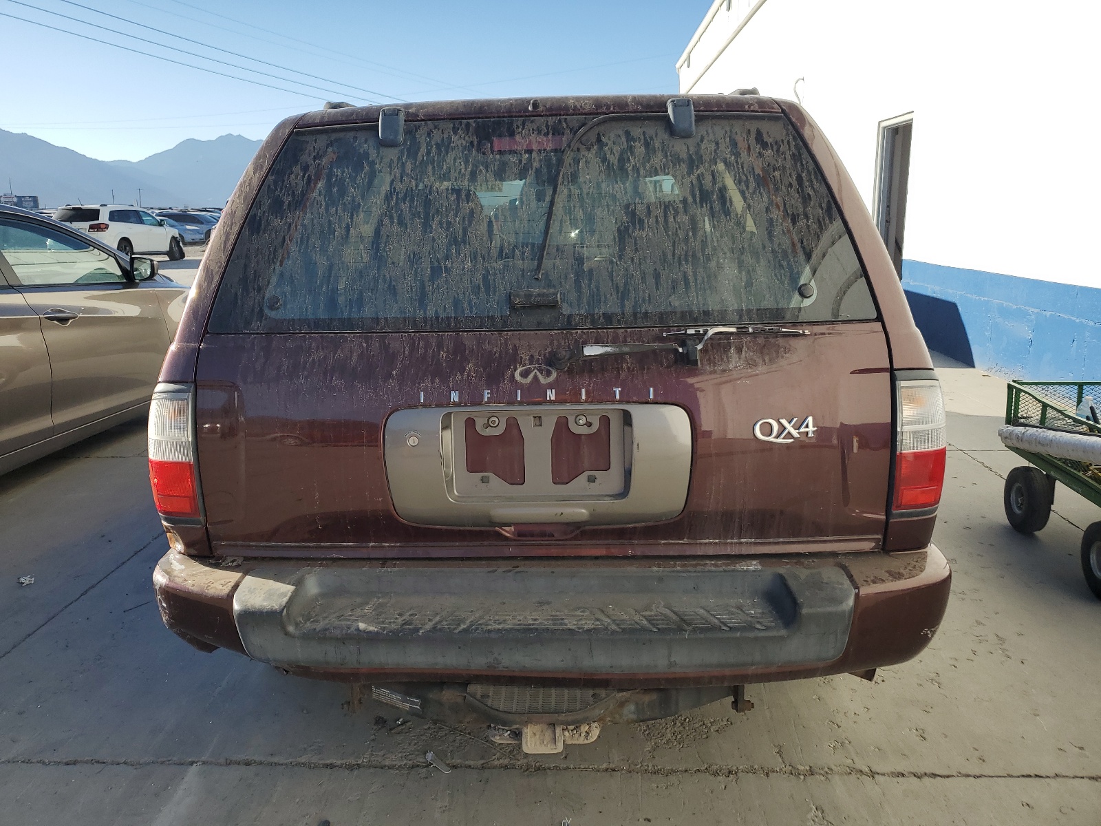 JNRAR05Y8VW006786 1997 Infiniti Qx4