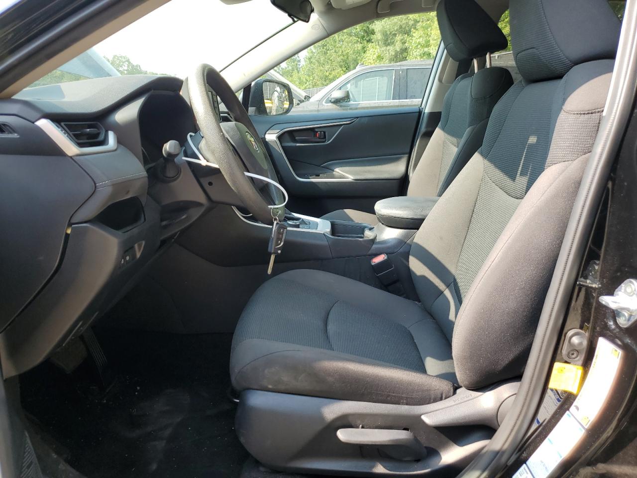 2021 Toyota Rav4 Le VIN: 4T3LWRFV2MU025325 Lot: 65011434