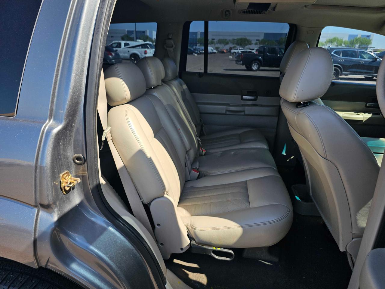 2006 Dodge Durango - Image 6