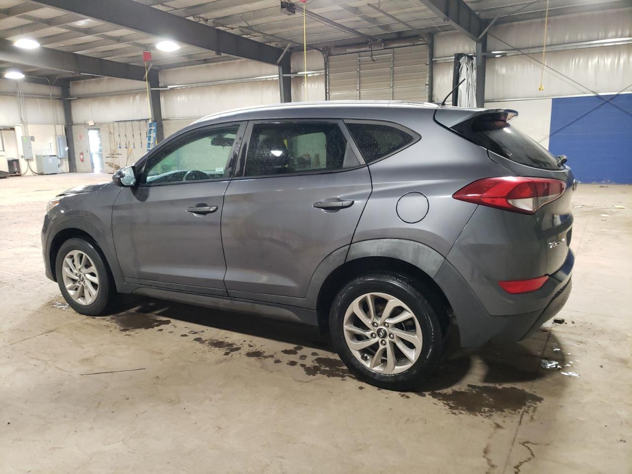2016 Hyundai Tucson - Image 2