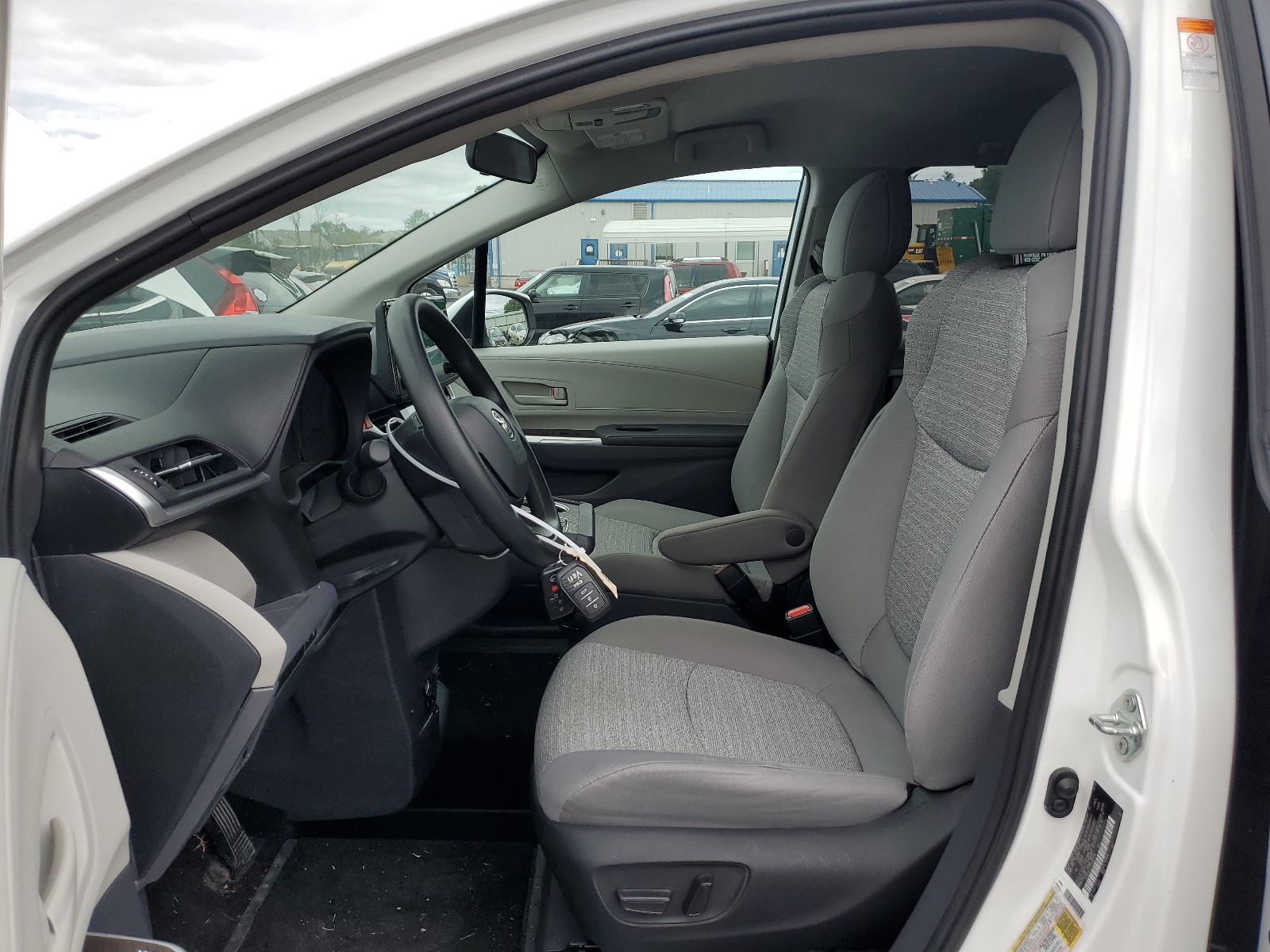 5TDKSKFC3NS060116 2022 Toyota Sienna Le