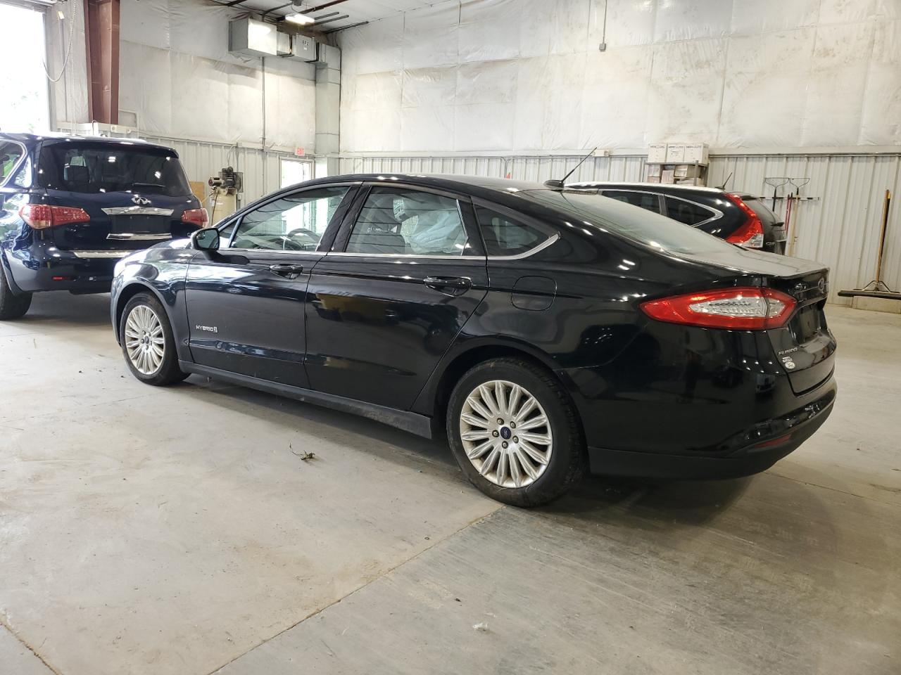 VIN 3FA6P0UU5GR328517 2016 FORD FUSION no.2