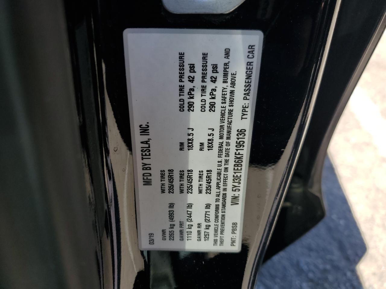 5YJ3E1EB6KF195136 2019 Tesla Model 3