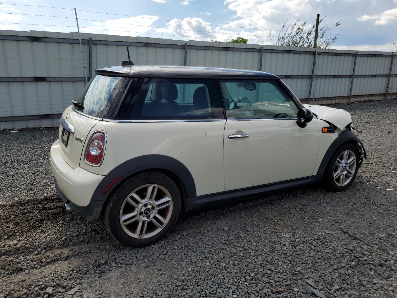 2012 MINI Cooper - Image 3
