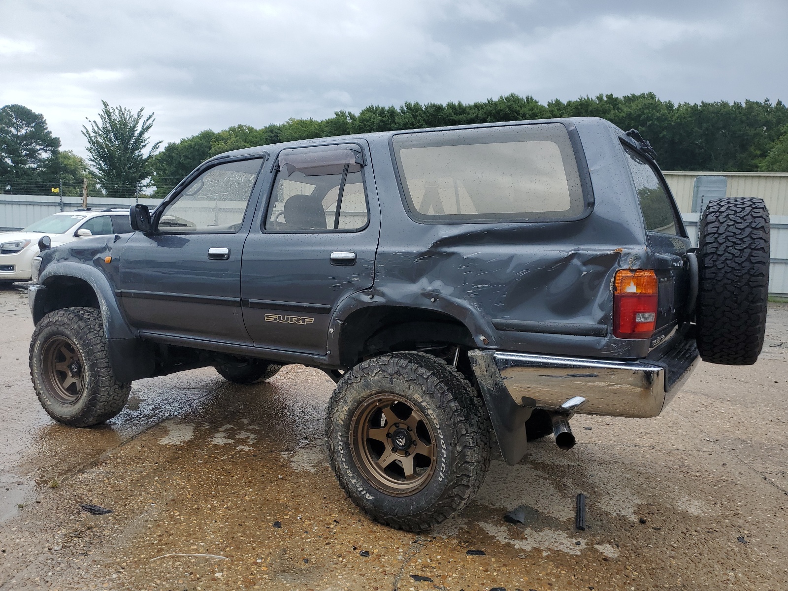 KZN1309036718 1994 Toyota Hilux Surf
