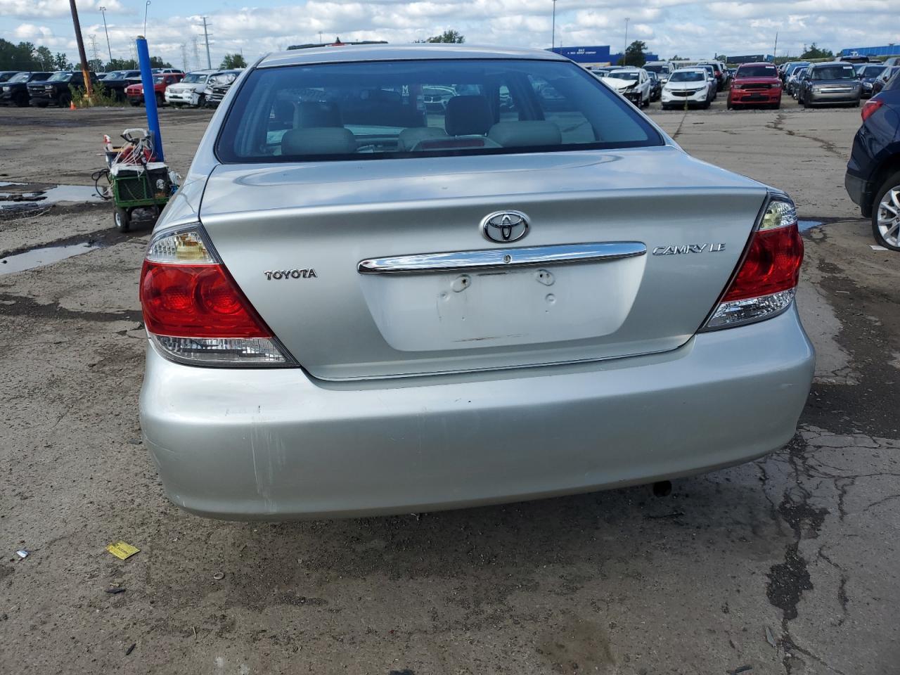 2005 Toyota Camry Le VIN: 4T1BE32K95U623686 Lot: 67762884