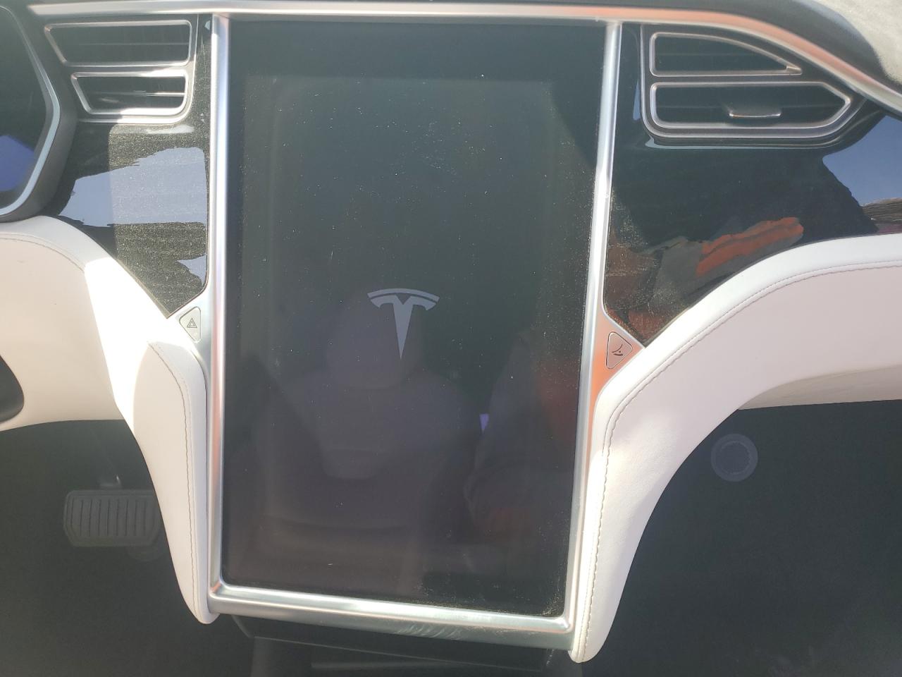 5YJXCBE25HF035142 2017 Tesla Model X