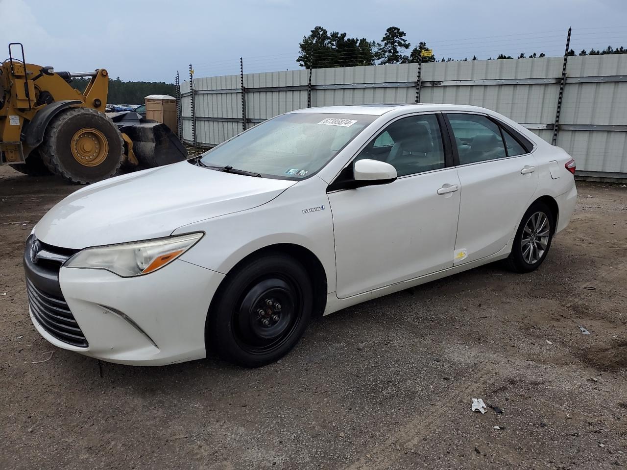 4T1BD1FK2GU185808 2016 TOYOTA CAMRY - Image 1