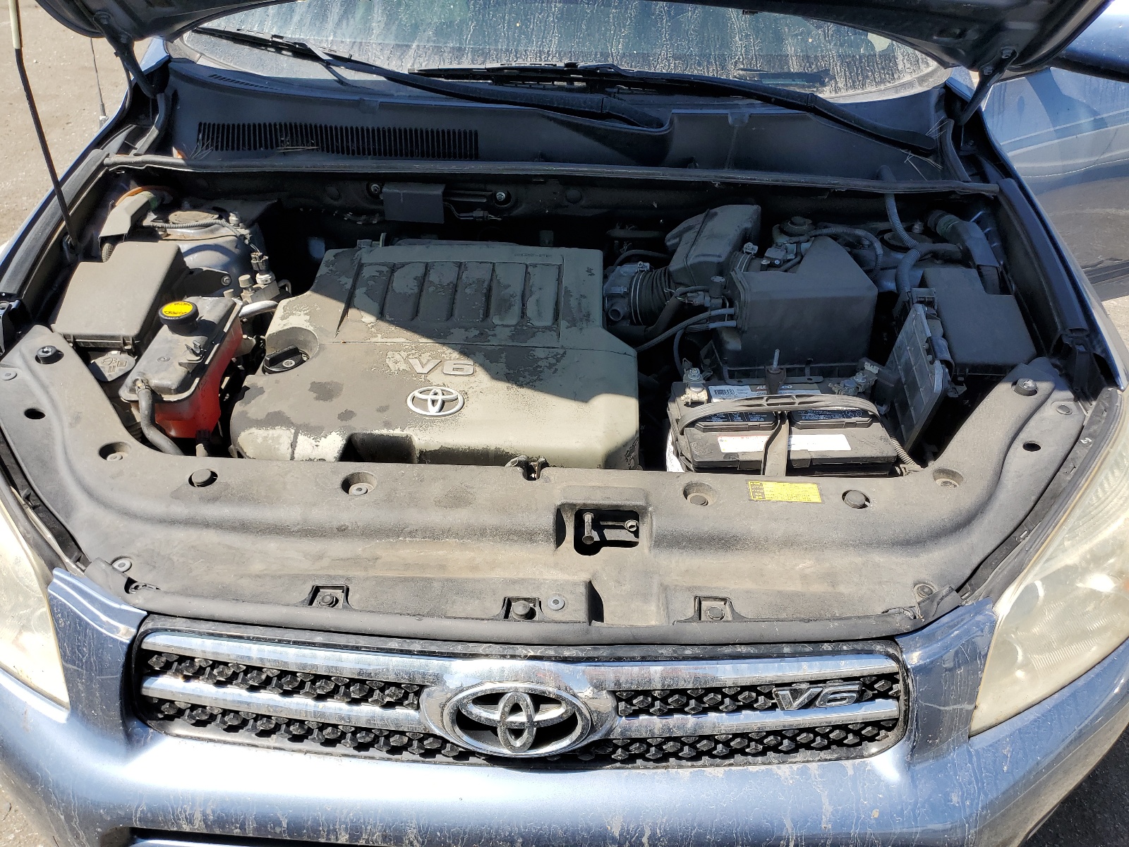 JTMZK31V686010456 2008 Toyota Rav4 Limited