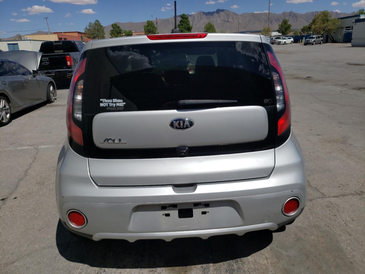 KNDJP3A53J7561507 2018 Kia Soul +