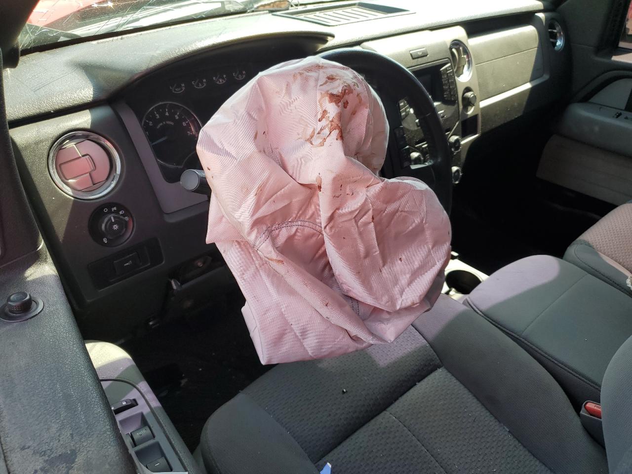 2014 Ford F150 Super Cab VIN: 1FTFX1EF3EFA37072 Lot: 69101194