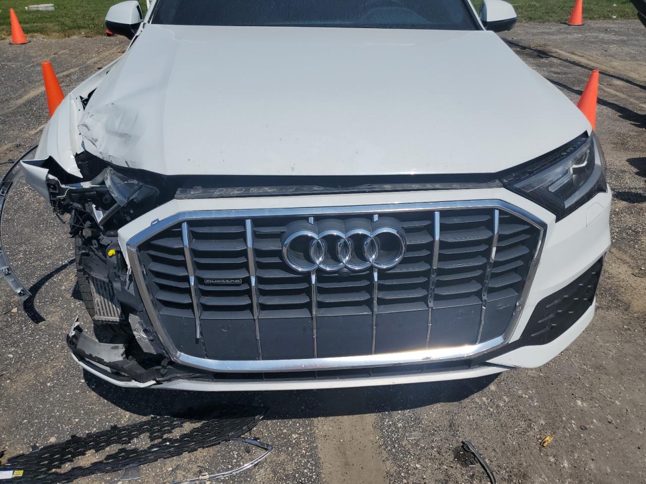 2020 Audi Q7 Premium Plus VIN: WA1LXAF70LD003068 Lot: 68335414