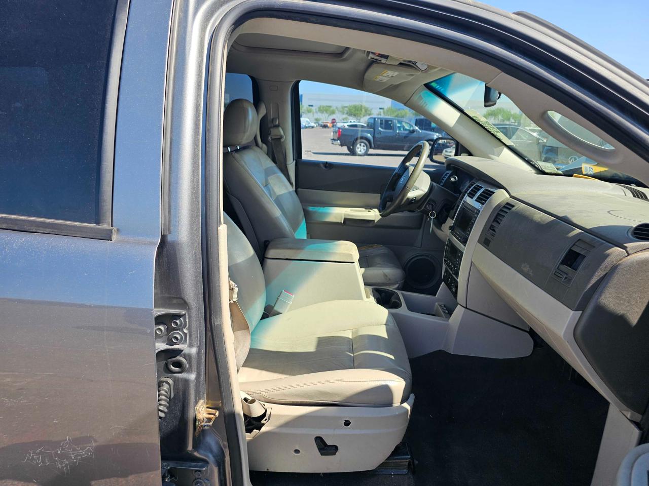 2006 Dodge Durango - Image 5
