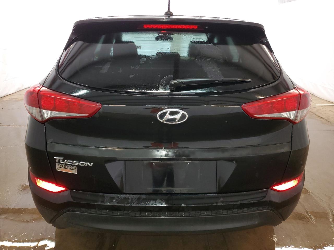 KM8J23A47HU267346 2017 Hyundai Tucson Se