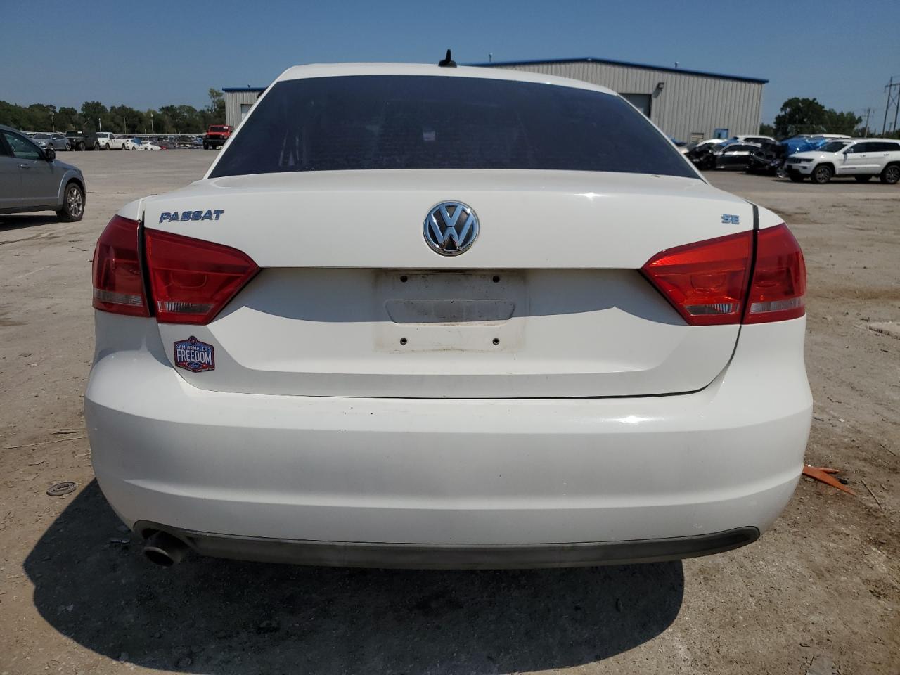 1VWBH7A38DC028147 2013 Volkswagen Passat Se