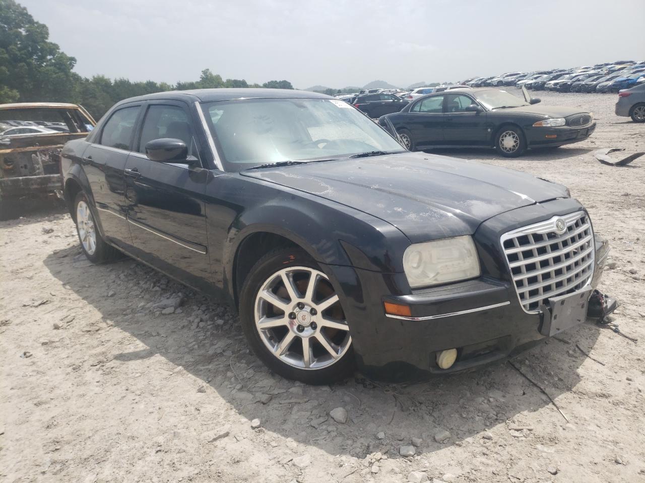 2005 Chrysler 300 - Image 4