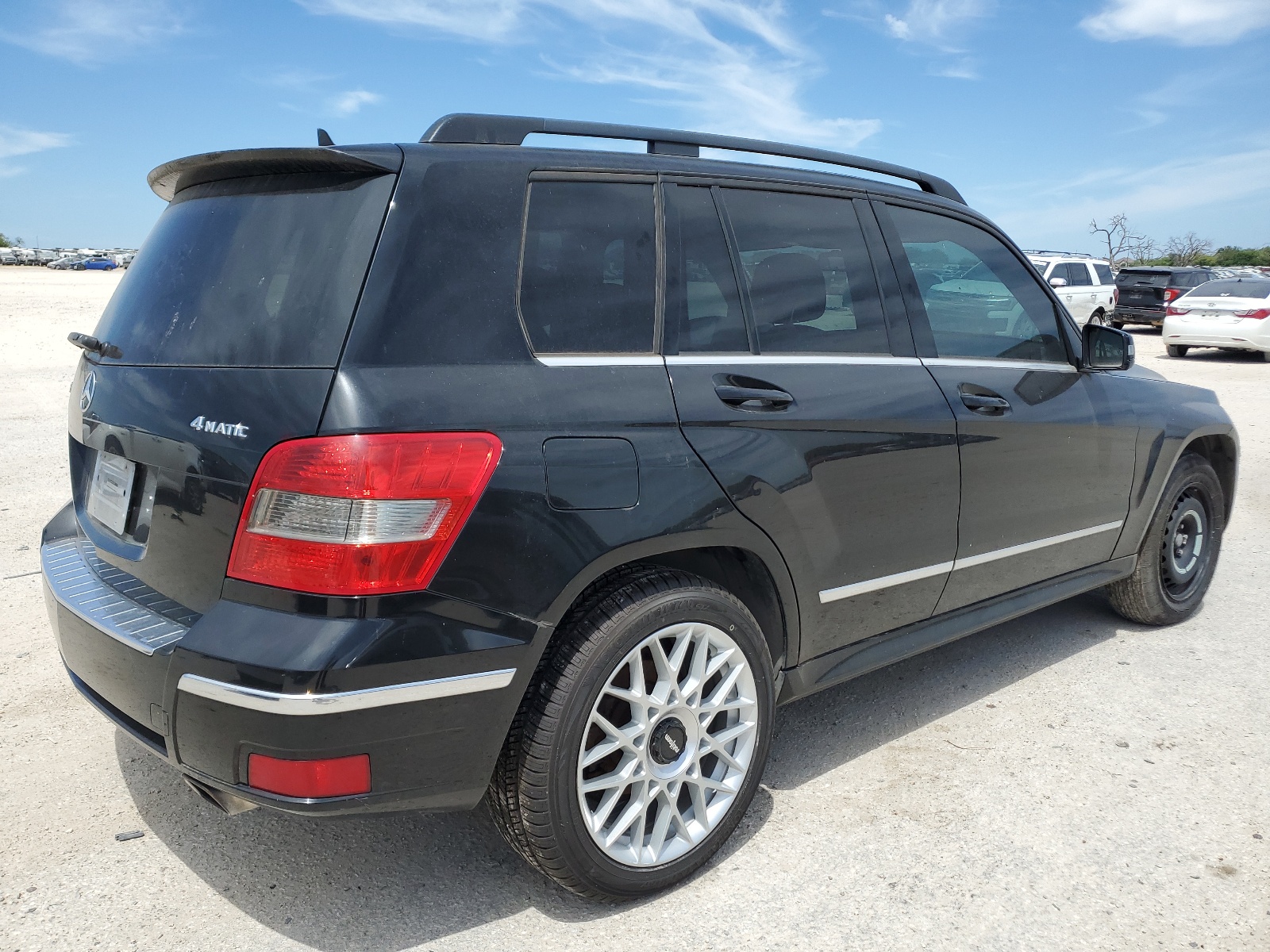 WDCGG8HB4BF646988 2011 Mercedes-Benz Glk 350 4Matic