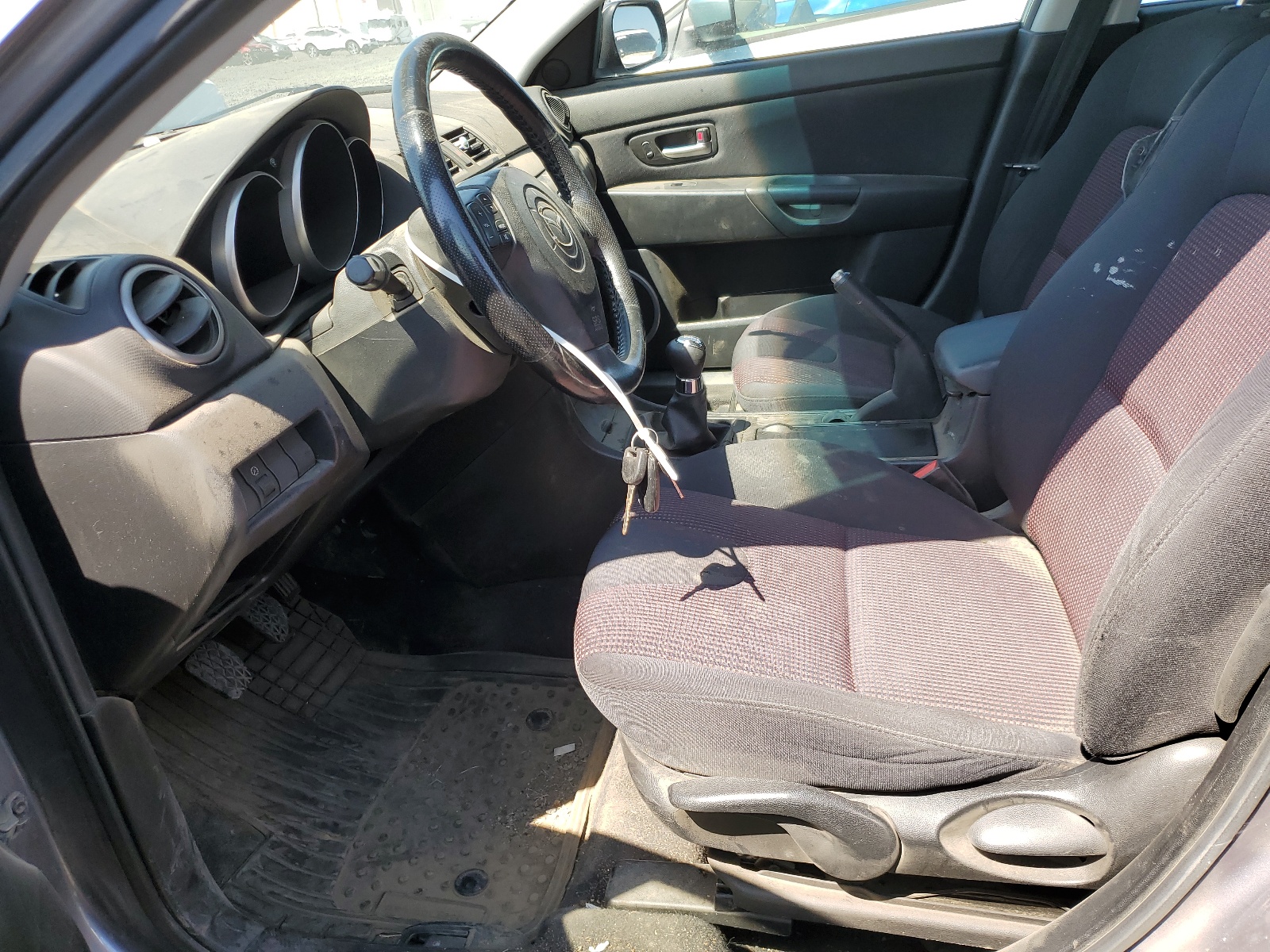 JM1BK323261479424 2006 Mazda 3 S