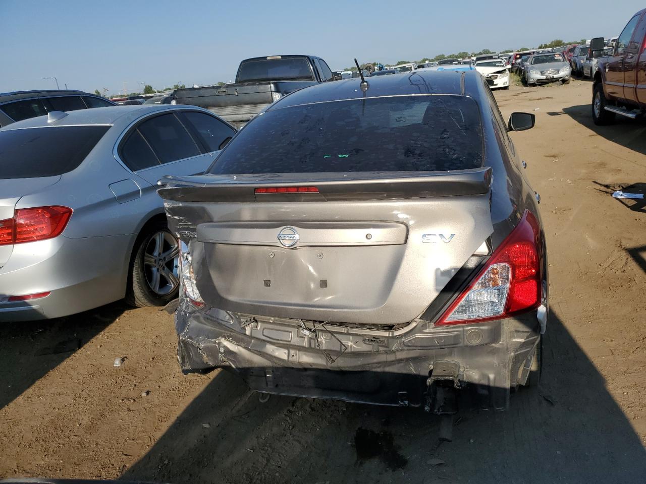 2017 Nissan Versa S VIN: 3N1CN7AP3HK424363 Lot: 66014554