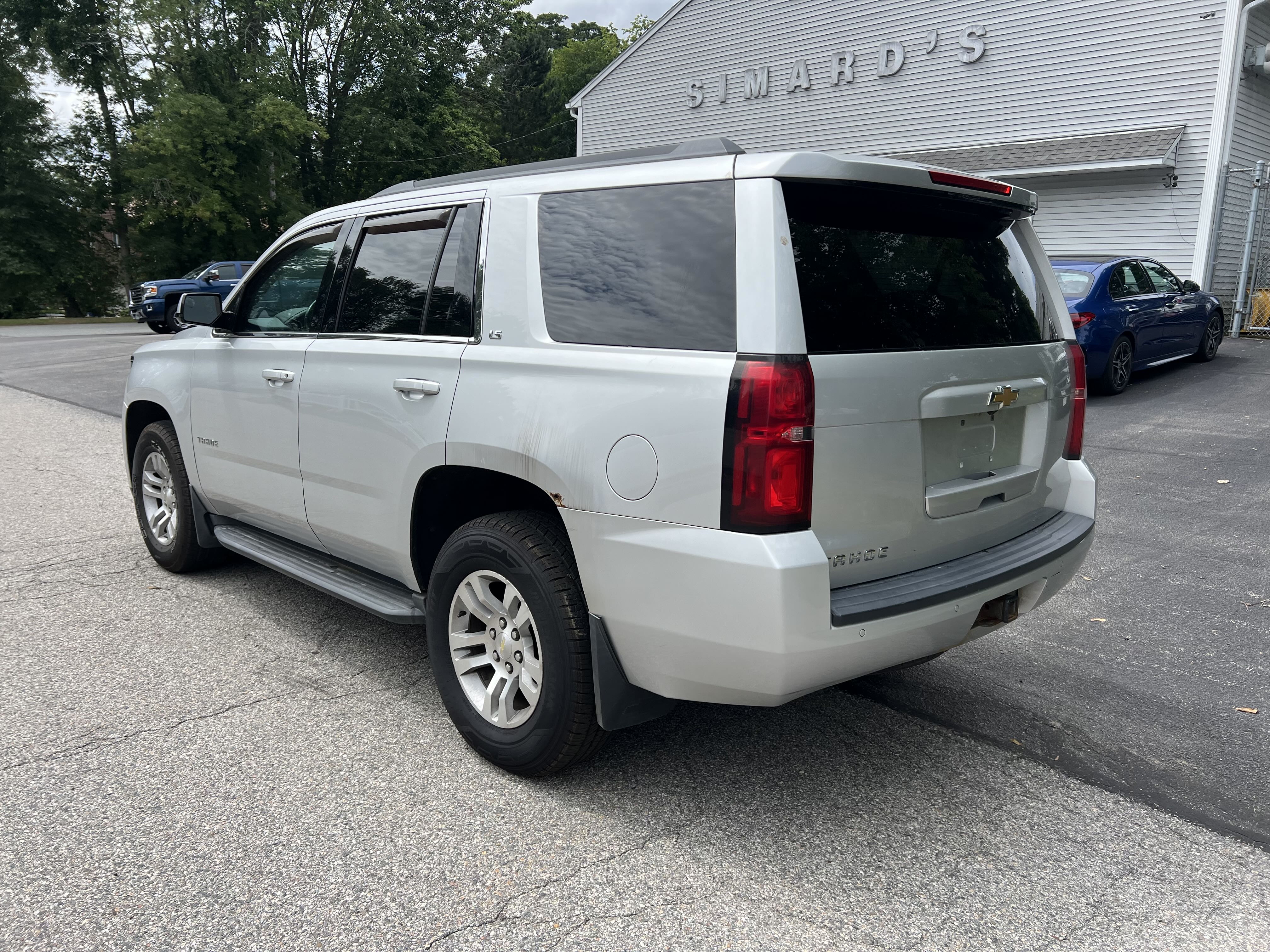 2016 Chevrolet Tahoe K1500 Ls vin: 1GNSKAKC7GR412882