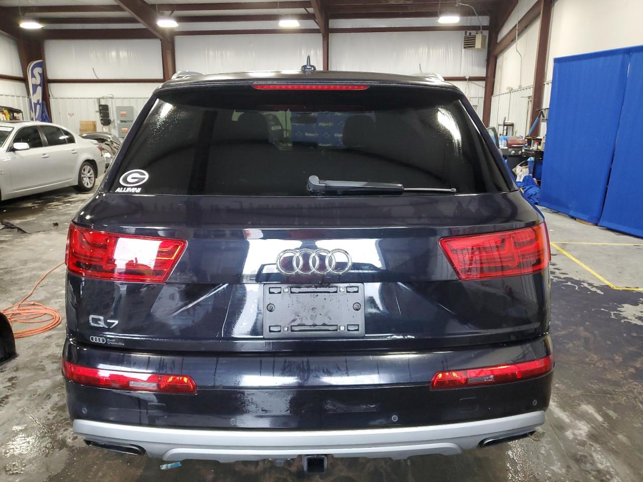 WA1LAAF78KD012617 2019 Audi Q7 Premium Plus