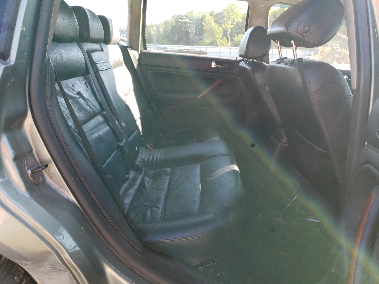 WVWYH63B33E132351 2003 Volkswagen Passat Glx 4Motion