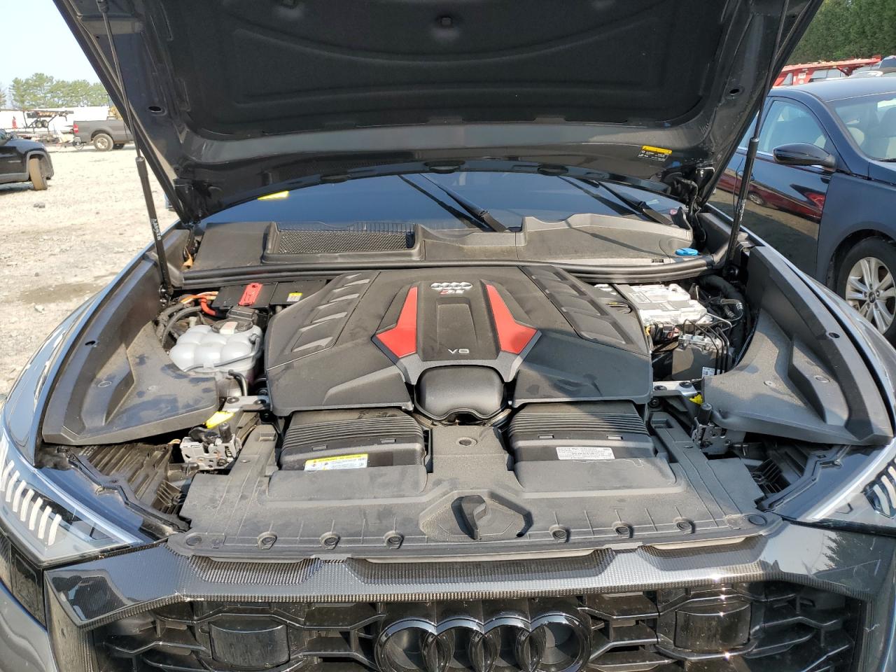 2023 Audi RS Q8 - Image 12