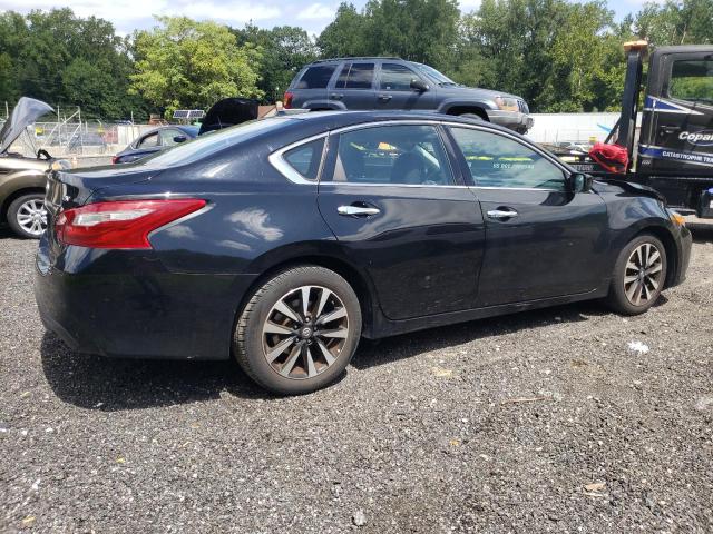  NISSAN ALTIMA 2018 Czarny