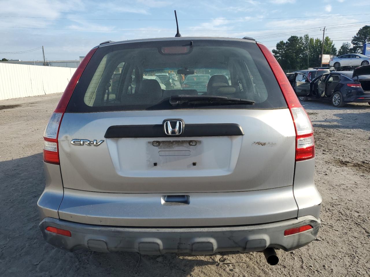 2007 Honda Cr-V Lx VIN: JHLRE38387C075968 Lot: 69074644