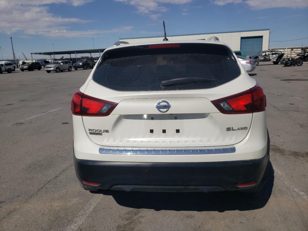 2018 Nissan Rogue Sport S VIN: JN1BJ1CR2JW294119 Lot: 68661834