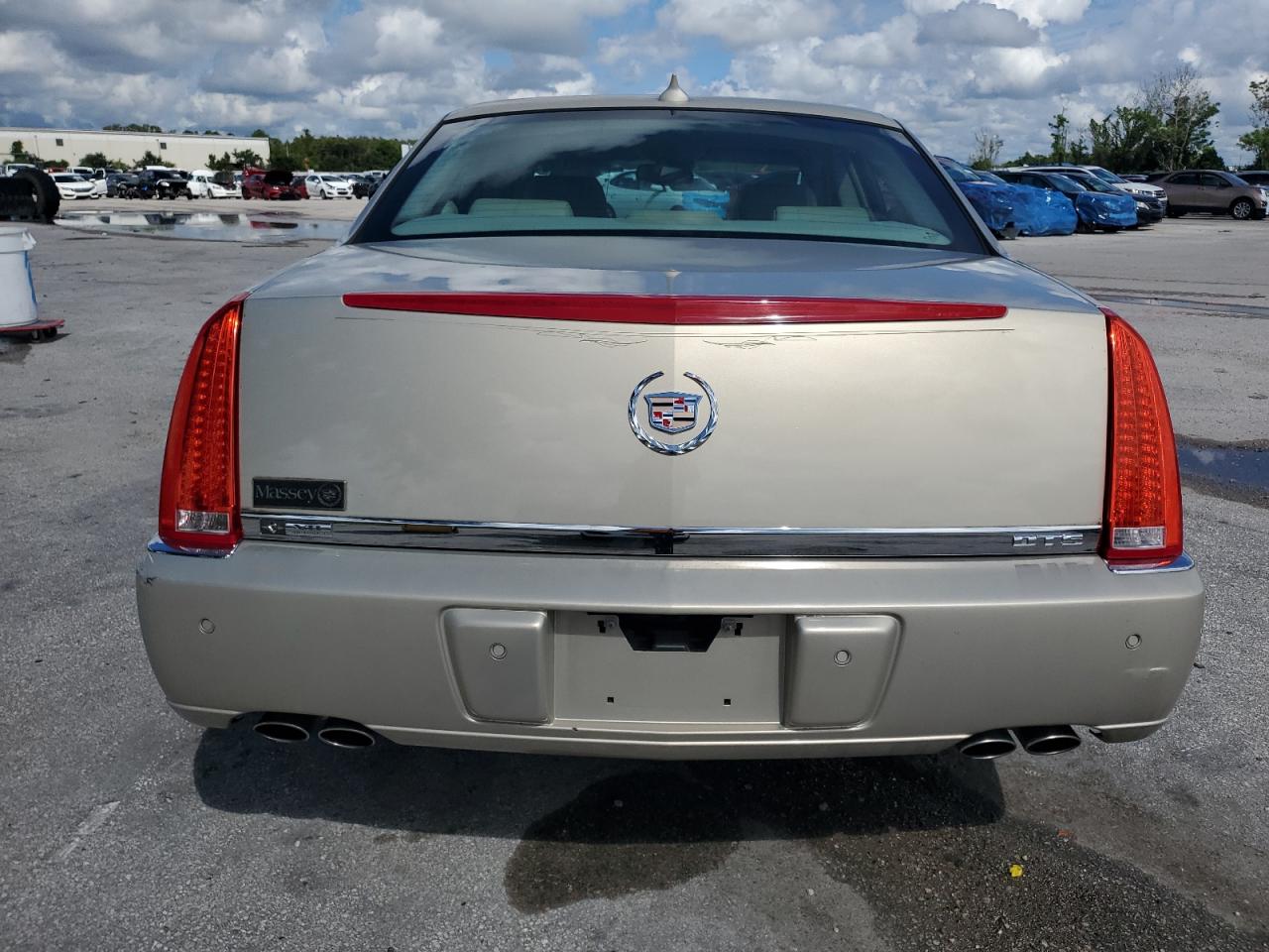 2009 Cadillac Dts VIN: 1G6KD57Y19U141870 Lot: 68902474