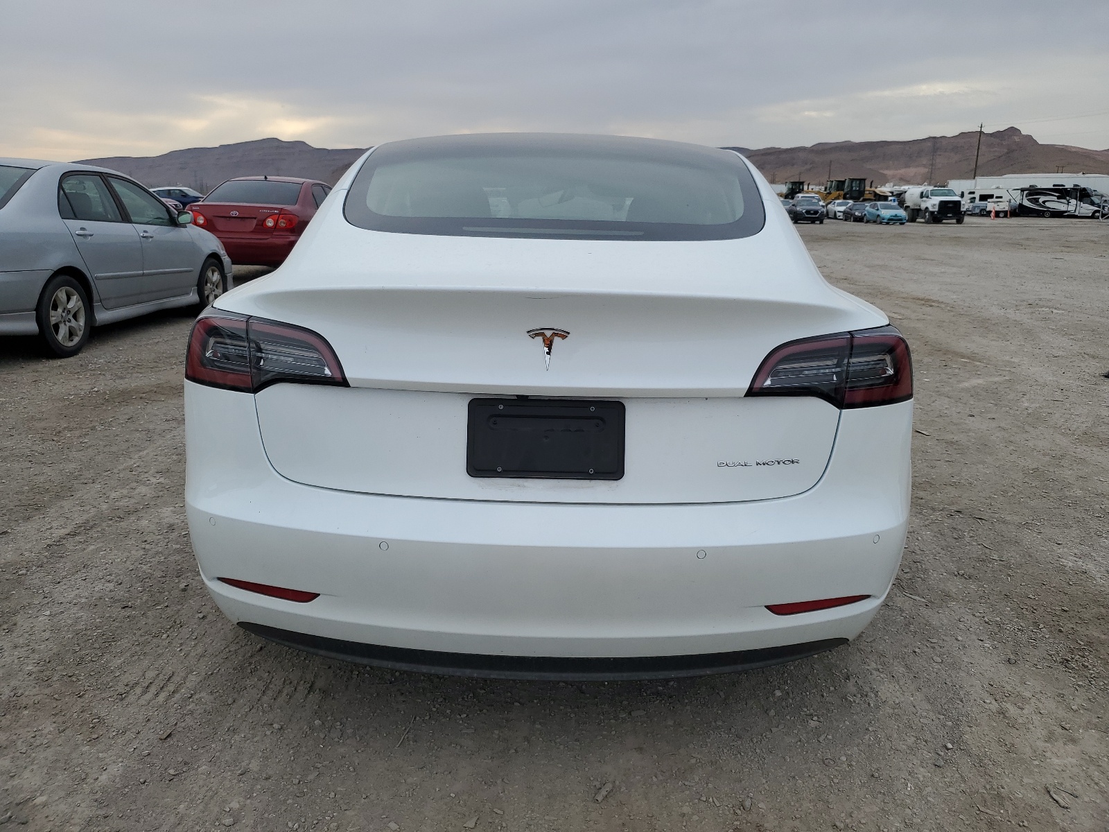 5YJ3E1EB4NF324527 2022 Tesla Model 3